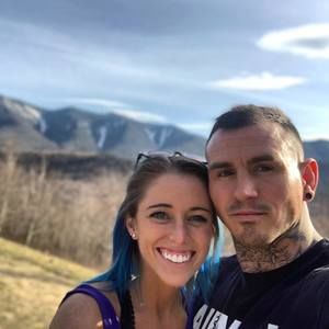 Meet your Posher, Hillary